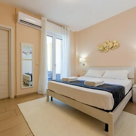 L'affaccio Rooms - Lungomare Gallipoli-3