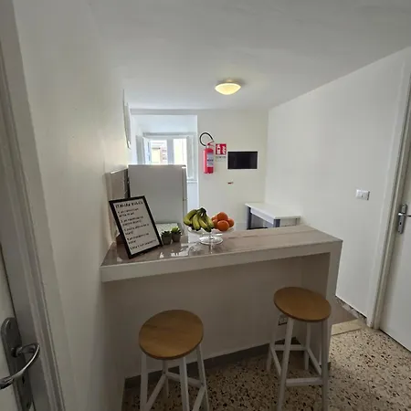 Mak House-2