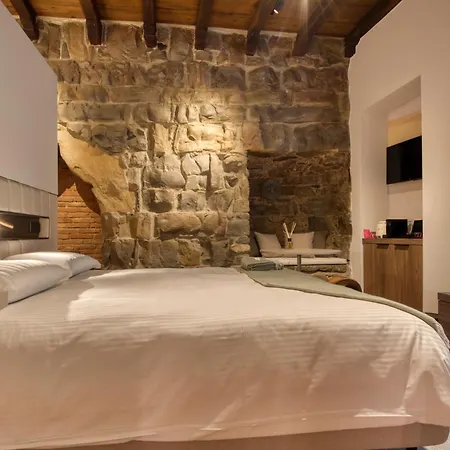 Le Torri Suites-3