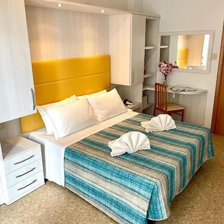 Hotel Crystal - SPIAGGIA INCLUSA con pacchetti personalizzati-2