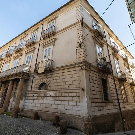 Dimora Storica Giostra Vecchia - Palazzo Grisolia 1809-2
