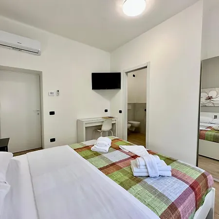 Opera Suites-3
