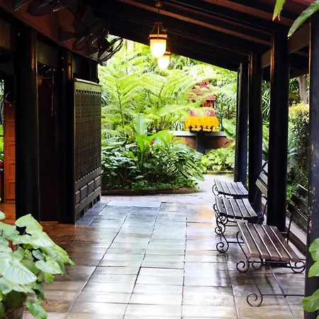Episode 11 Hostel Sukhumvit-3