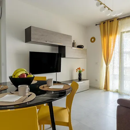 Actus Palace Apartments By Ghor-2