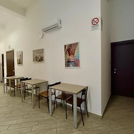 Cortile dei Giusti - Combo Guesthouse-2