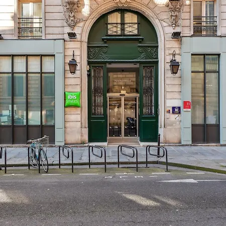 ibis Styles Paris République Le Marais-2