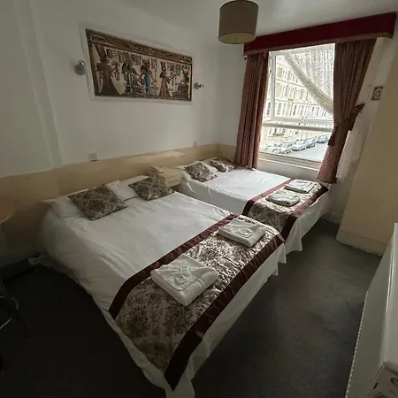 Warwick Road Rooms-3