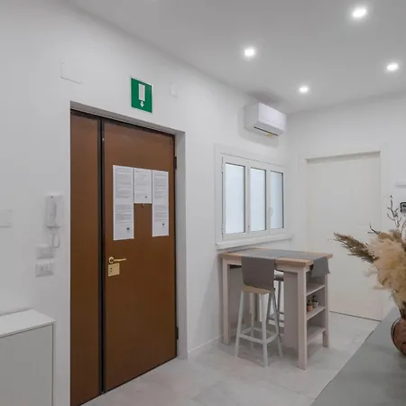 Il Perugino Guest House-2