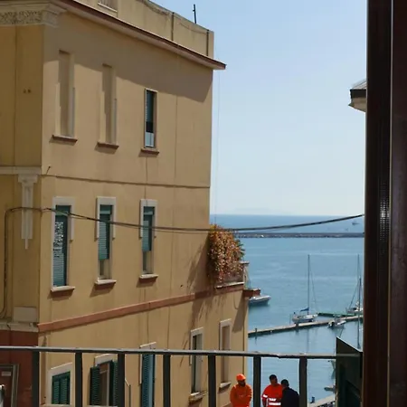 Ninina Boutique Suites-2