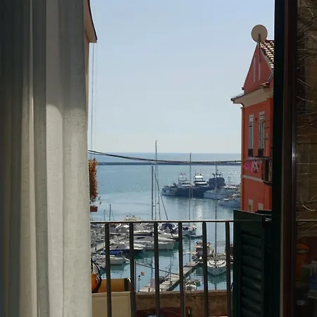 Ninina Boutique Suites-3