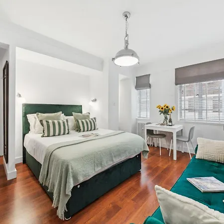 Nell Gwynn Chelsea Accommodation-3