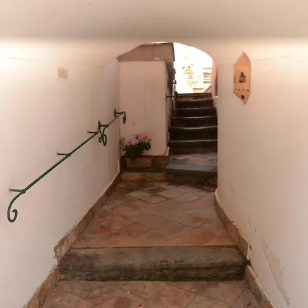 Il Borghetto Apartments&Rooms-2
