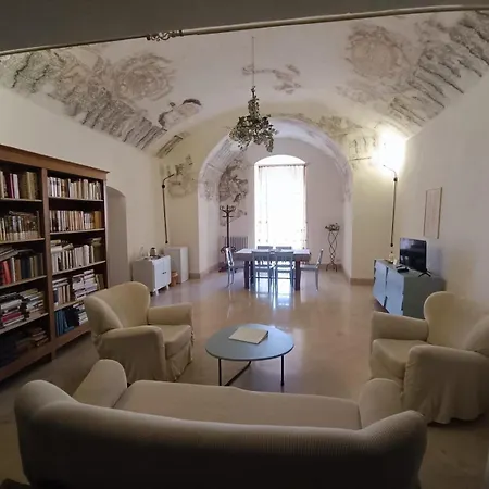 Palazzo Bernardini B&B-2