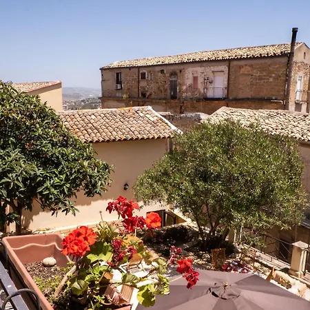 Villa Amoroso - Ospitalità Mediterranea-3