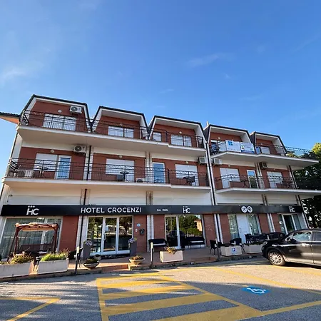 Hotel Crocenzi-3