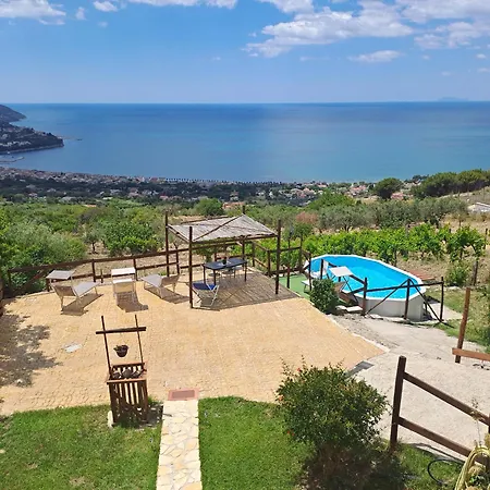 Una terrazza sul mare-2