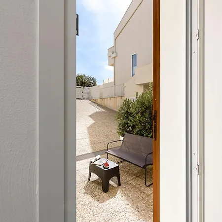 Le Maree Comfort Rooms-2