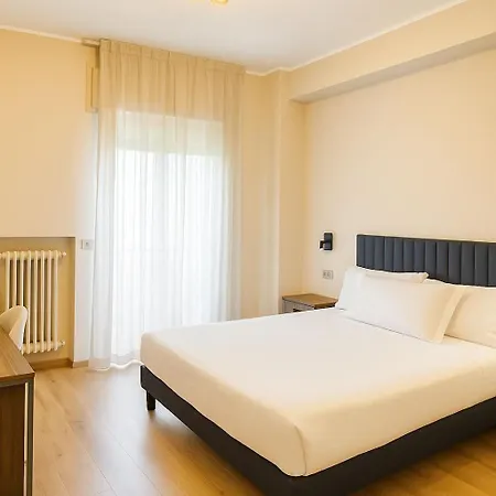 Urban Hotel-2