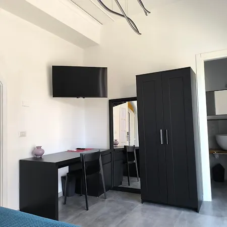 Miti Dello Stretto B&B-3