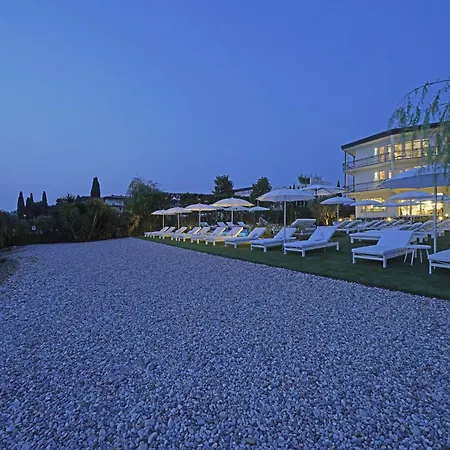 Hotel Unico By Dori-2