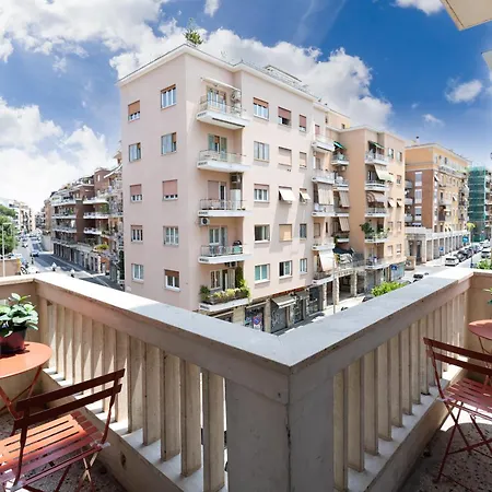 Cornelia Vatican Suites-2