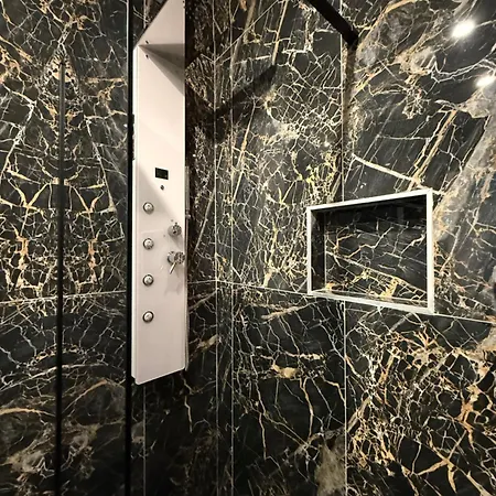Elsa Rooms-2