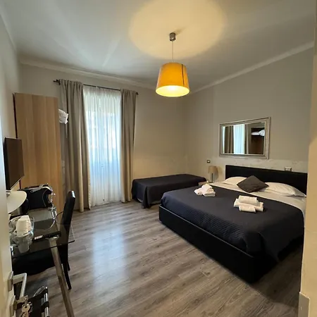 Rhs Rienzo Suites Guesthouse-2