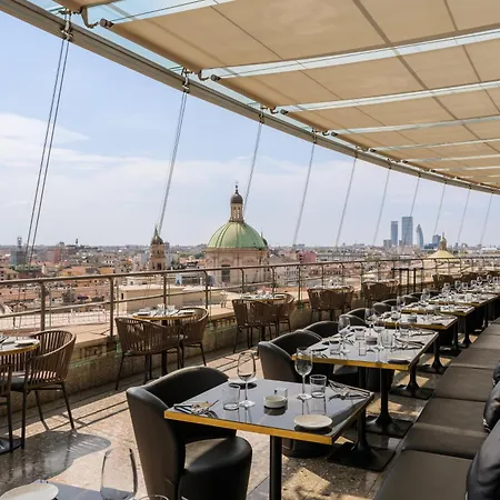 Hotel The Square Milano Duomo - Preferred Hotels & Resorts-3