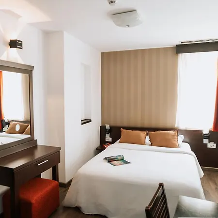 Duke Armeneasca Suites By Olala!-3