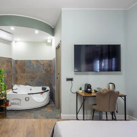 Aurelia Garden Suite-2