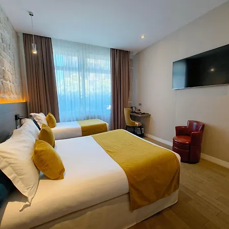 Familia Hotel-3