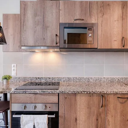 Livensa Living Studios Valencia Marina Real-3