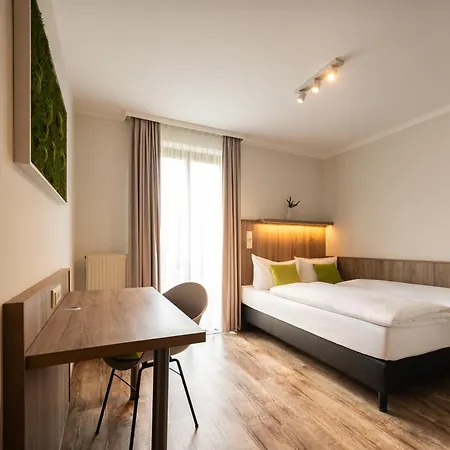 Hotel Perlach Allee By Blattl-3