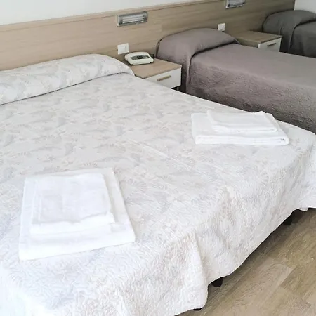 Hotel Midi-2