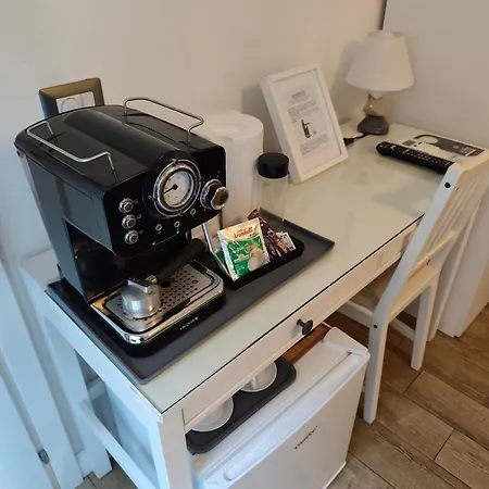 Garden House - Luxury Guest House - Self Check-In Only-2
