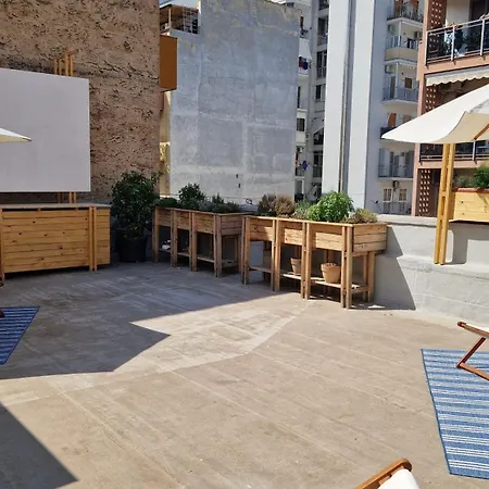 Lostabile Guesthouse & Coworking-2