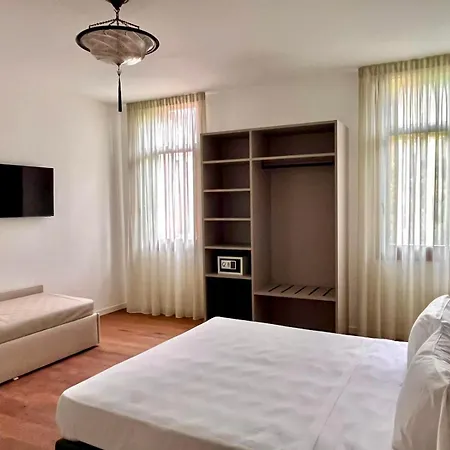 Casanova Hideaway-2