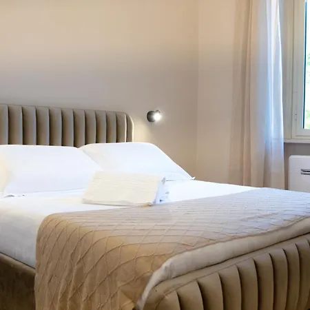 Suites 215 Colosseum - Guesthouse-2