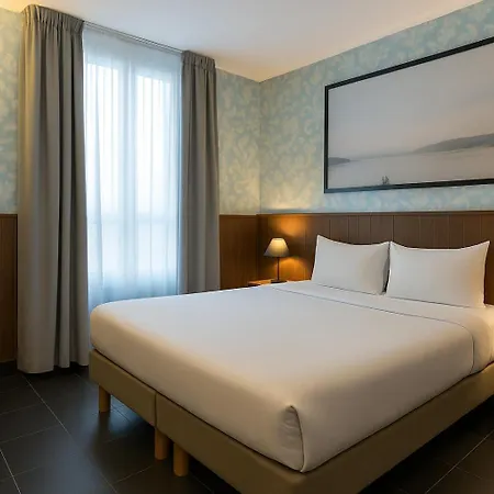 Walled Off Hotel Paris-2