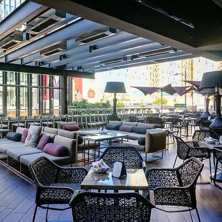E Central Hotel Downtown Los Angeles-3