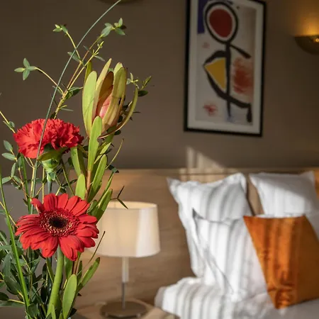 Le Cetai Cannes Beach Hotel-3