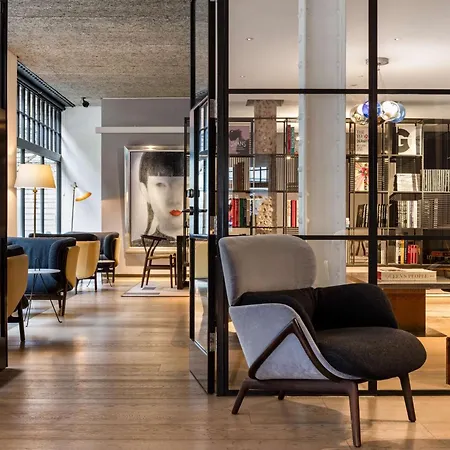 Radisson Blu Hotel, London Mercer Street-3