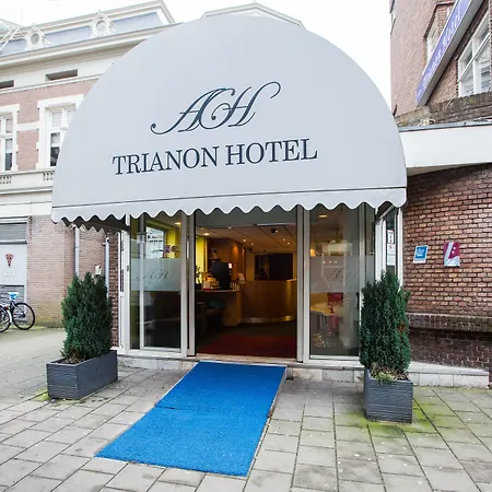 Budget Trianon Hotel-2
