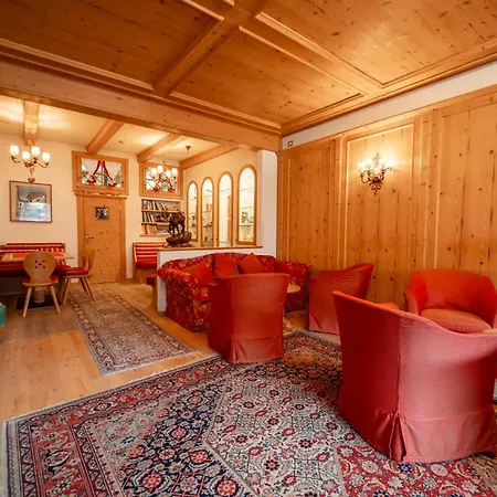 Dolomiti Hotel Cozzio-2