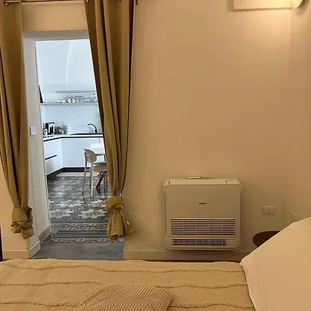 Notos B&B-3