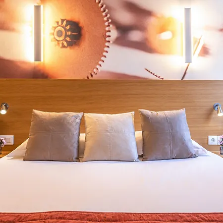 Hotel Ariane Montparnasse By Patrick Hayat-3