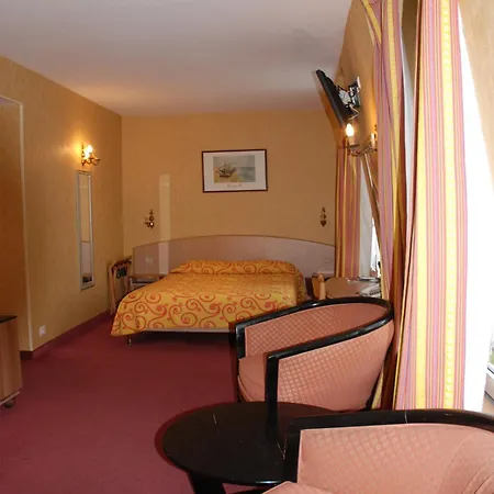 Hôtel Transcontinental-3