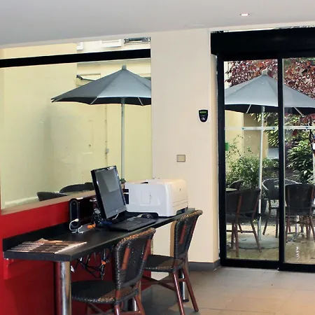 New Hotel Saint Lazare-3
