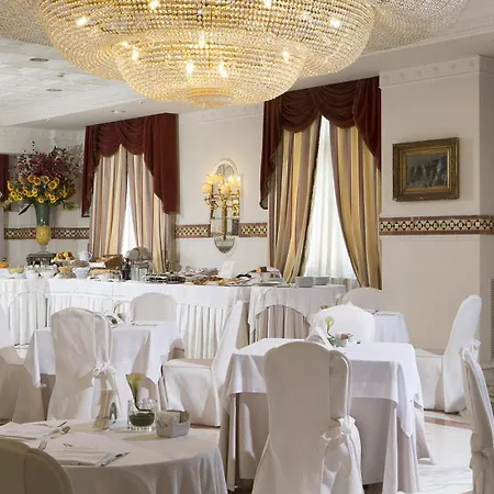 Grand Hotel Vanvitelli-2