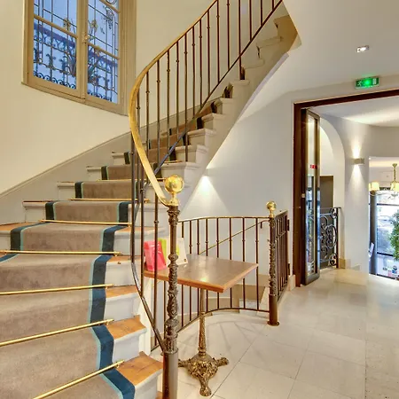 Grand Hotel Des Gobelins-3